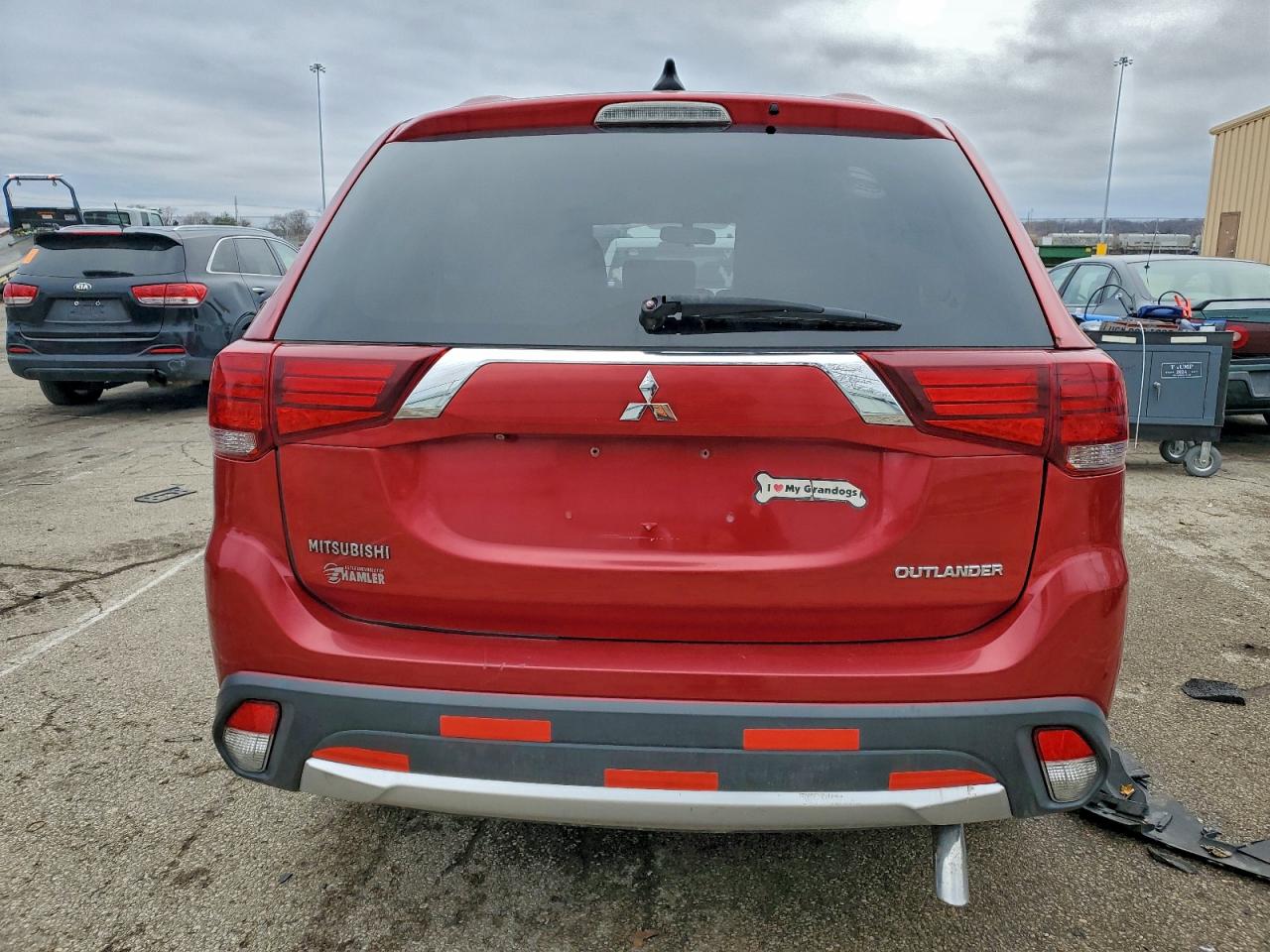 Mitsubishi Outlander Se Image 8