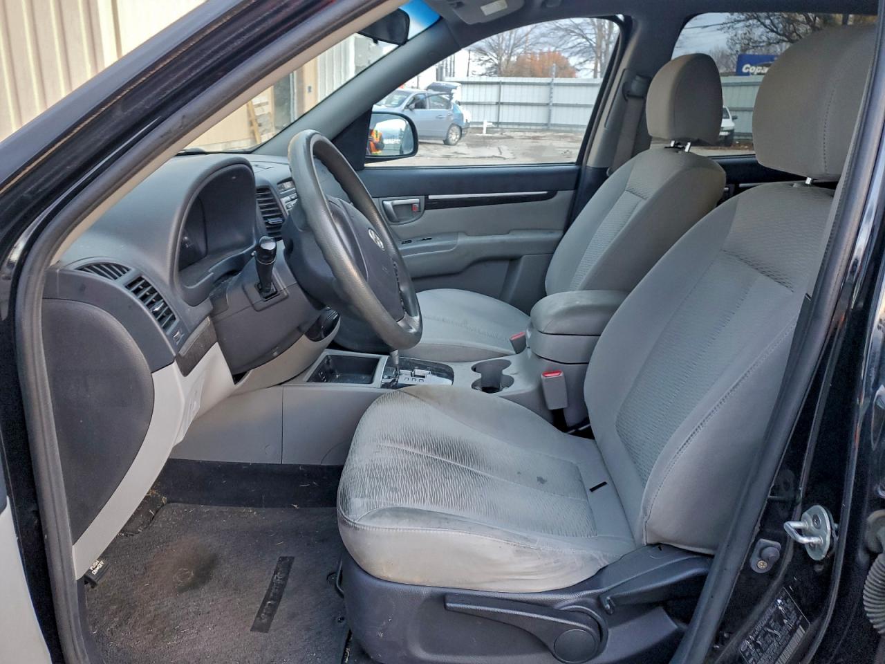 Hyundai SANTA FE Gls Image 6