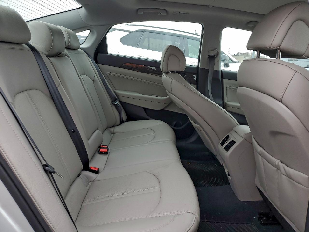 Hyundai SONATA Sport Image 10