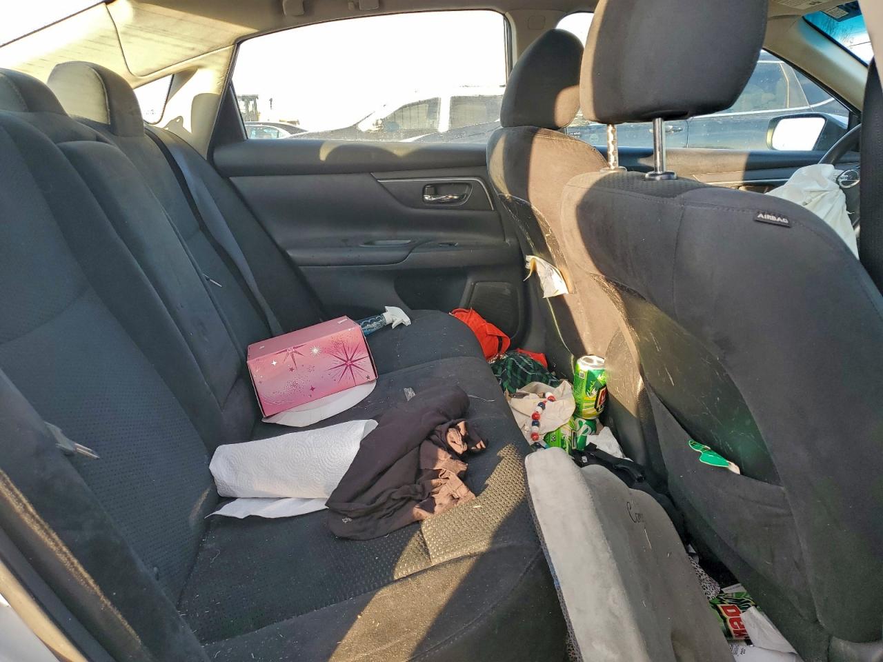 Nissan Altima 2.5 Image 9