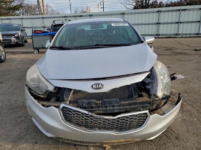 Kia Forte Lx Image 2