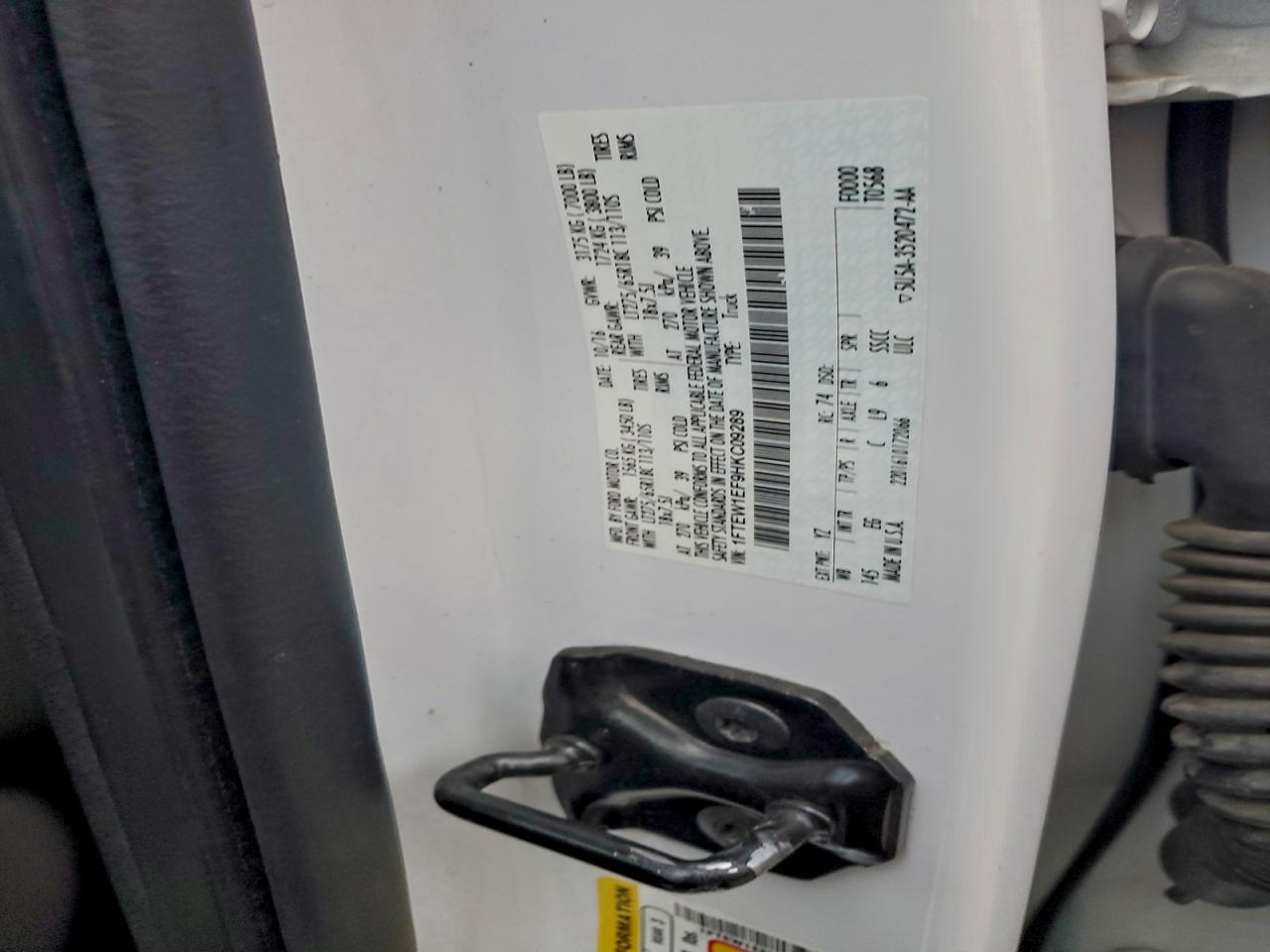 Ford F-150 Supercrew Image 11