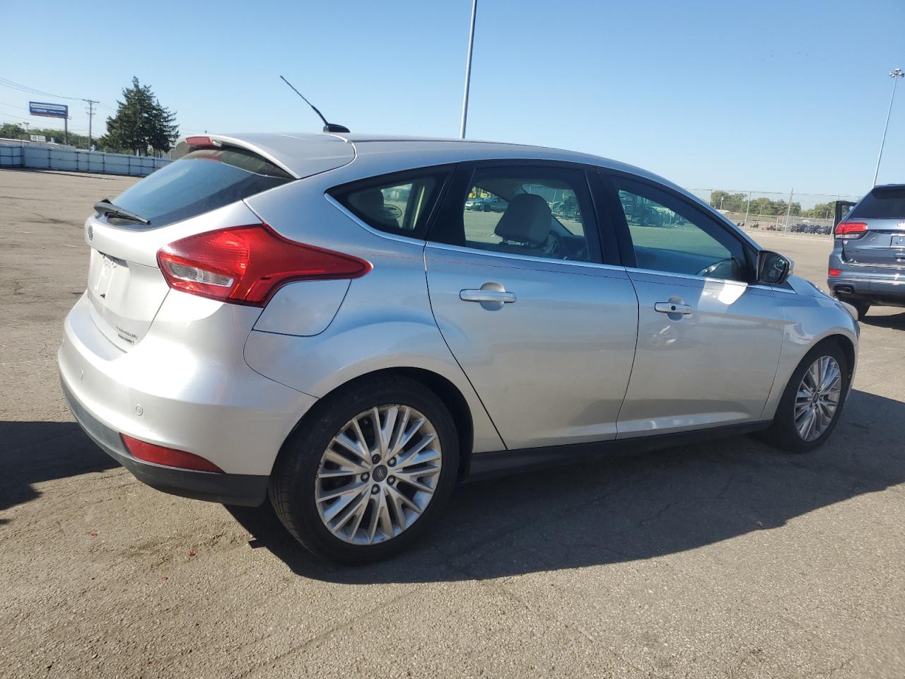 Ford Focus Titanium Image 4