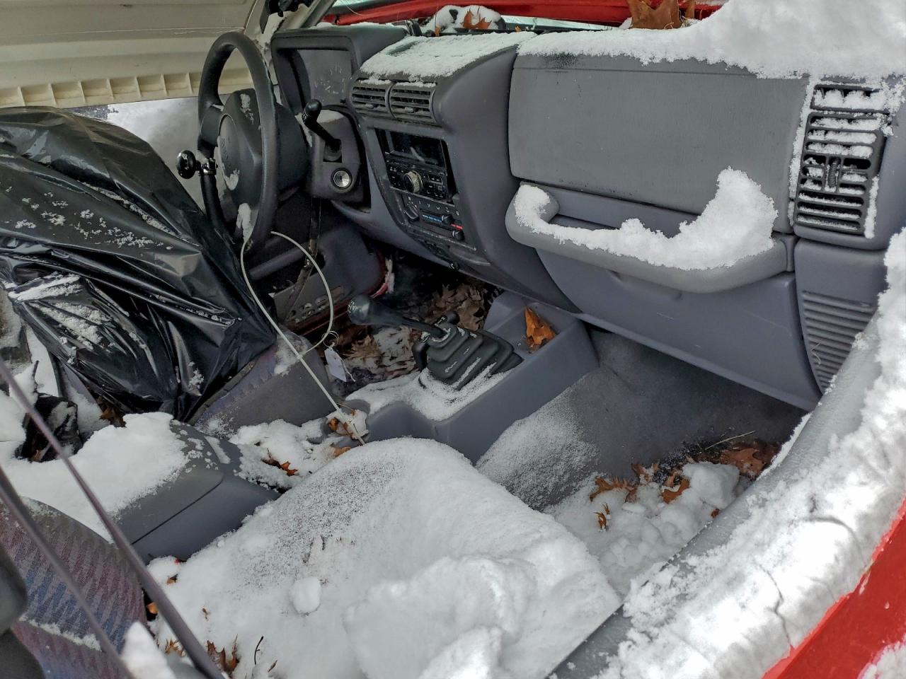 Jeep Wrangler Sport Image 10