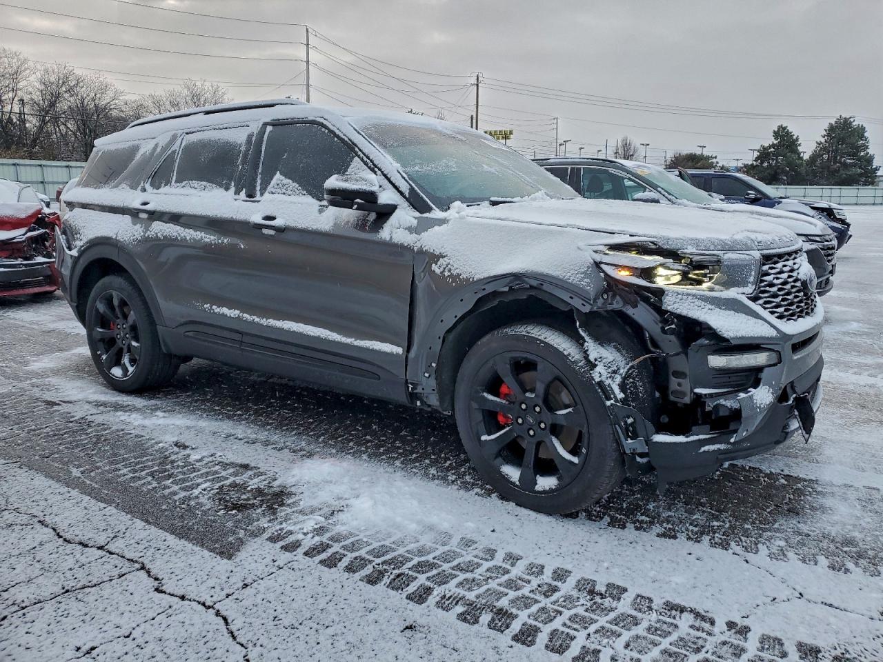 Ford Explorer St Image 6