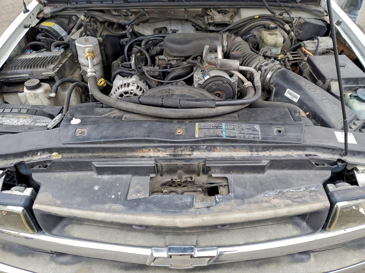 Chevrolet S-10 S10 Image 9