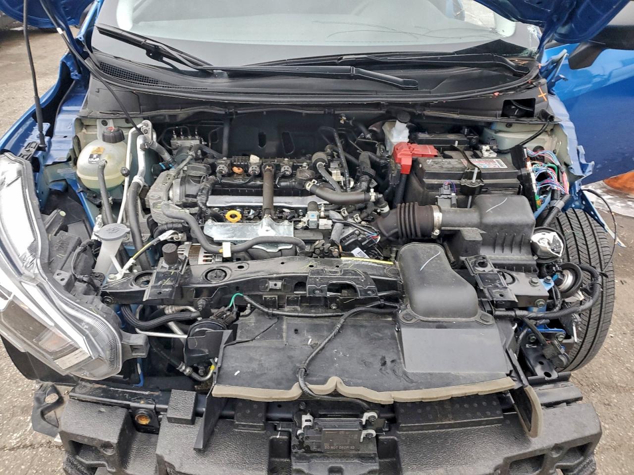 Nissan Versa S Image 12