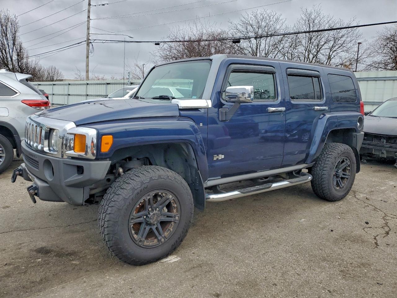 HUMMER H3 Image 1