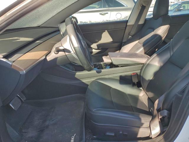 Tesla Model 3 Image 3