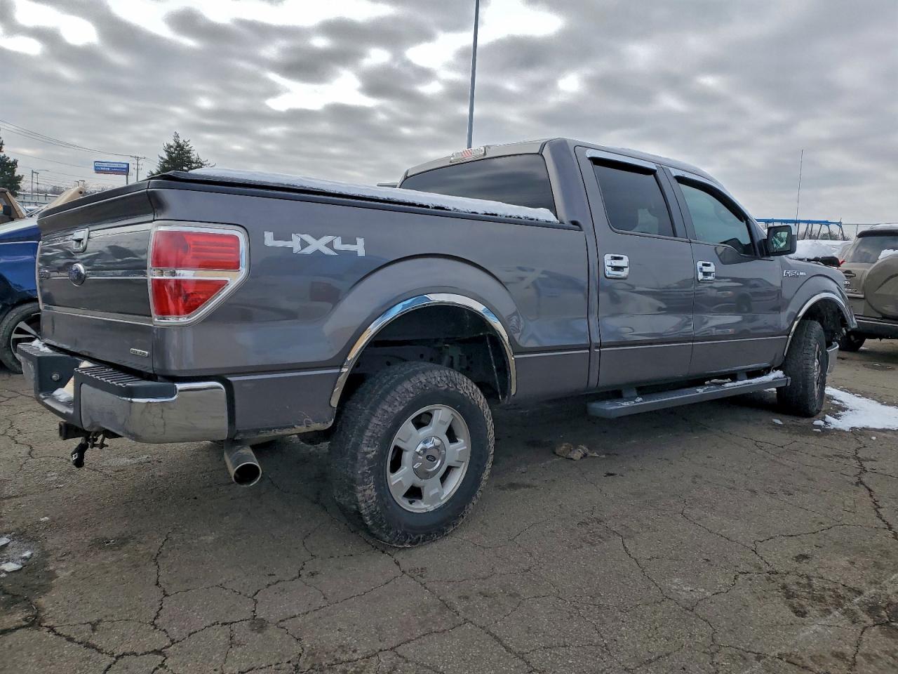Ford F-150 Supercrew Image 2
