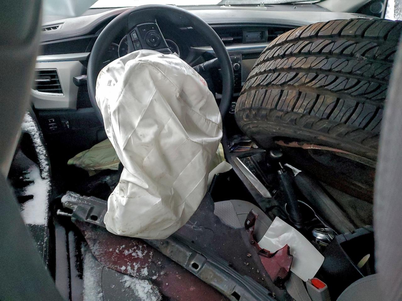 Toyota Corolla L Image 6