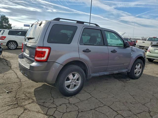 Ford Escape Xlt Image 8