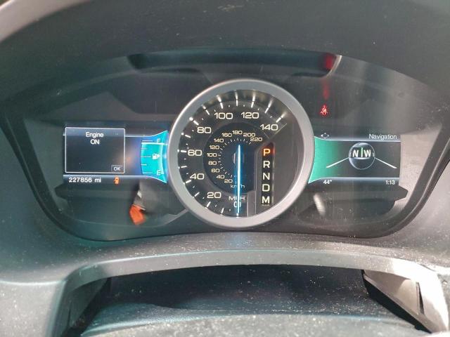 Ford Explorer Limited Image 9