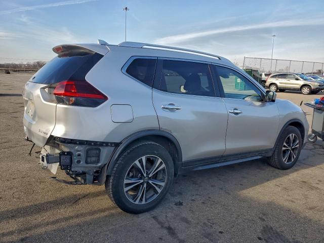 Nissan Rogue S Image 2