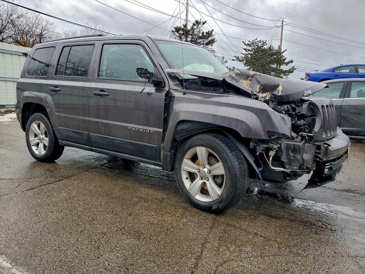 Jeep Patriot Latitude Image 13