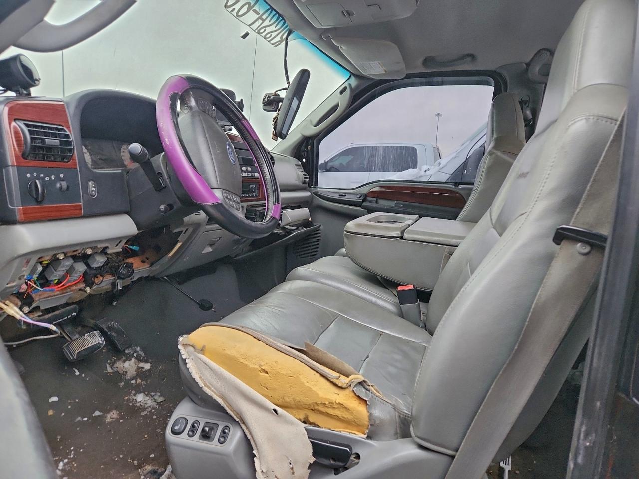 Ford F-250 Super Duty Image 5