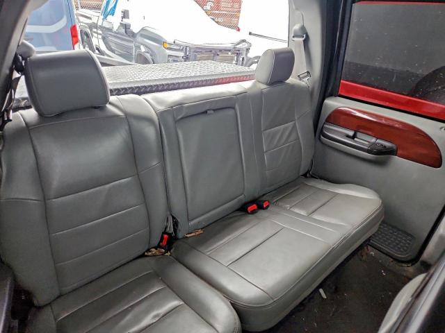 Ford F-250 Super Duty Image 8