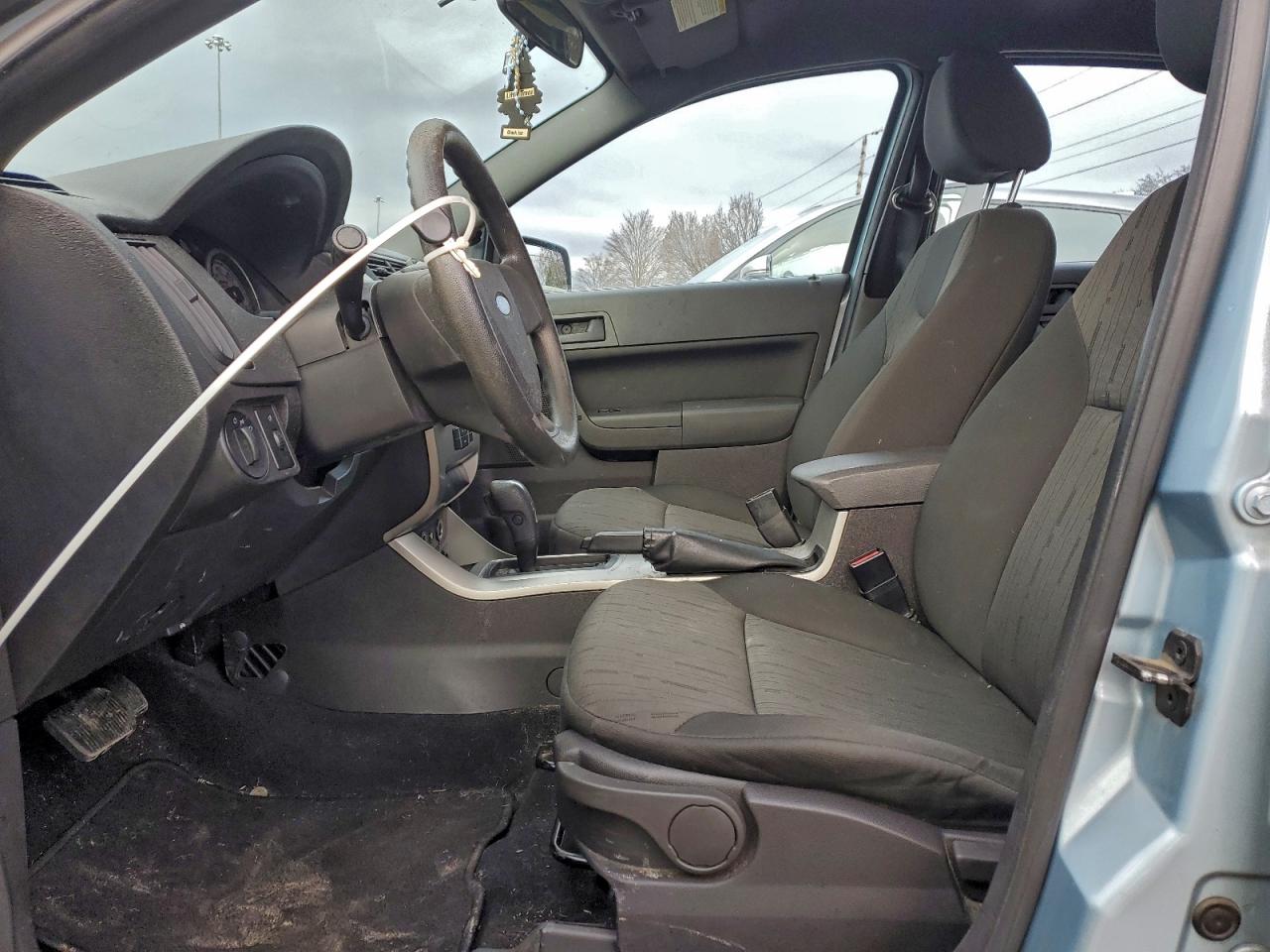 Ford Focus Se Image 8