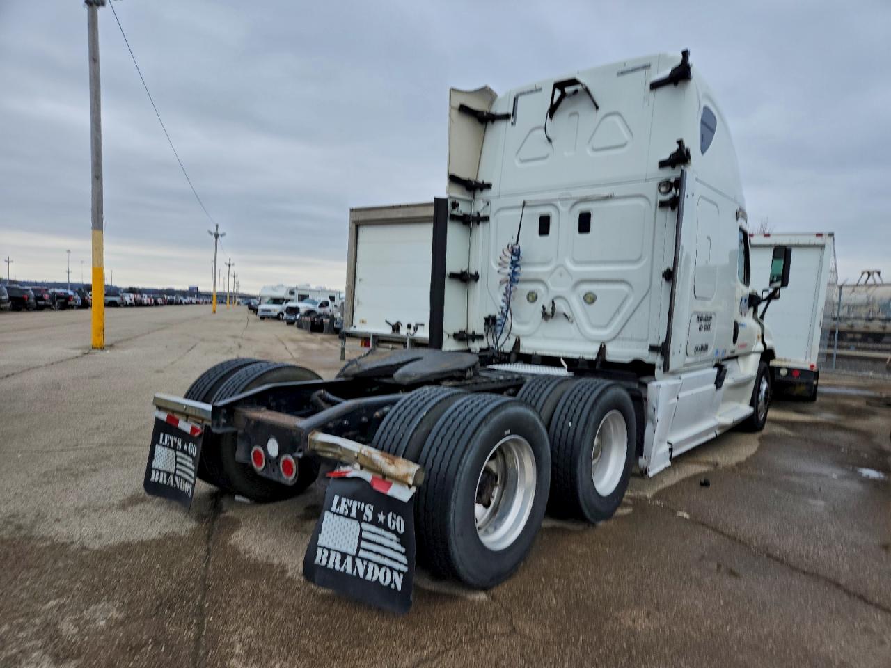 Freightliner Cascadia 1 Image 4