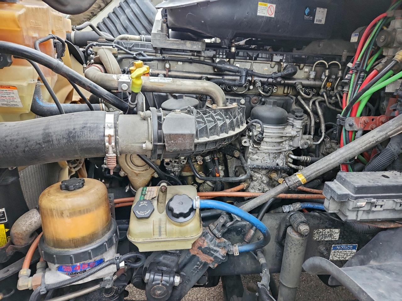 Freightliner Cascadia 1 Image 9