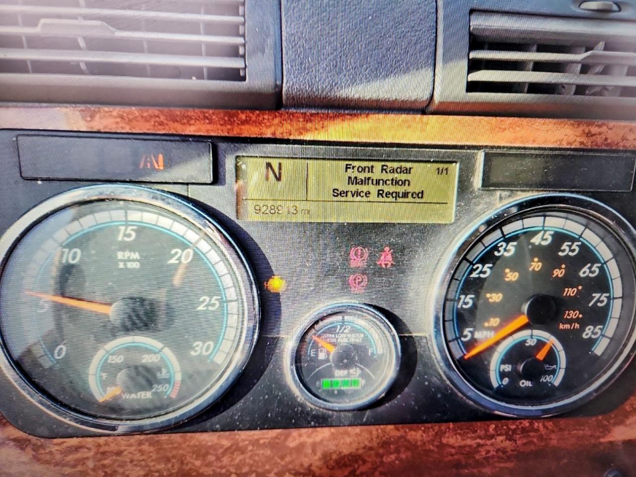 Freightliner Cascadia 1 Image 6