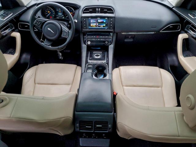 Jaguar F-PACE Premium Image 9