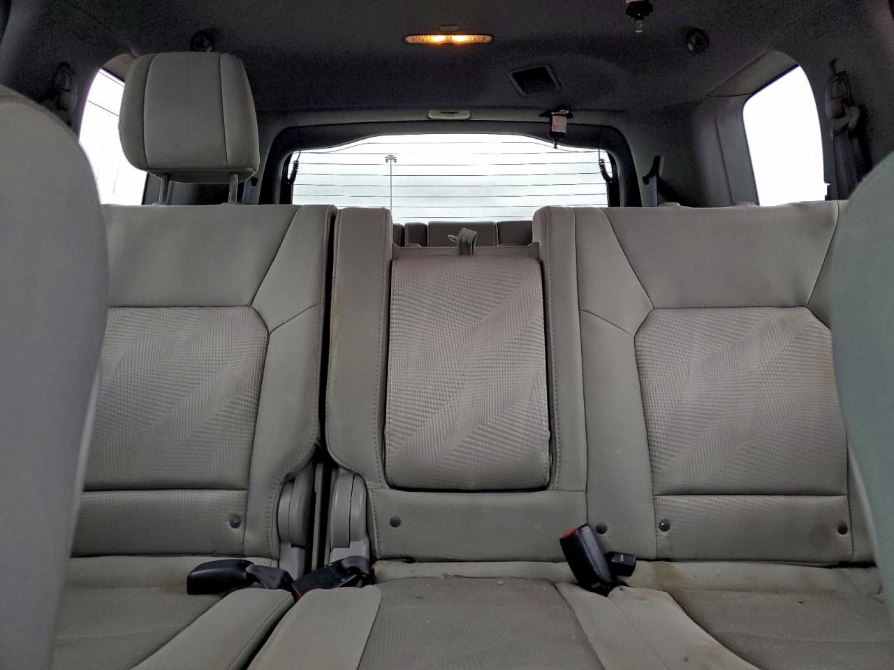 Honda Pilot Lx Image 7