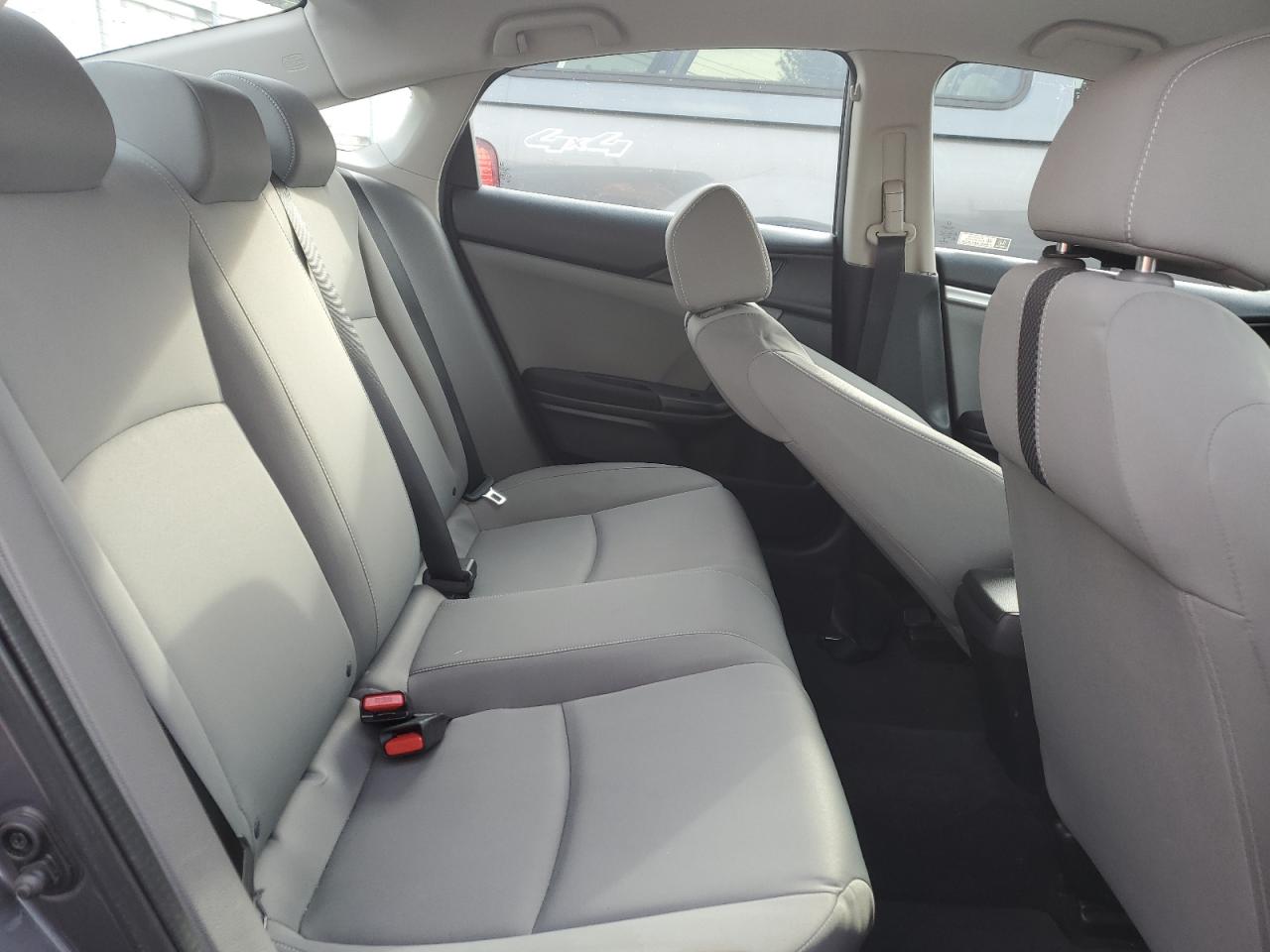 Honda Civic Lx Image 8