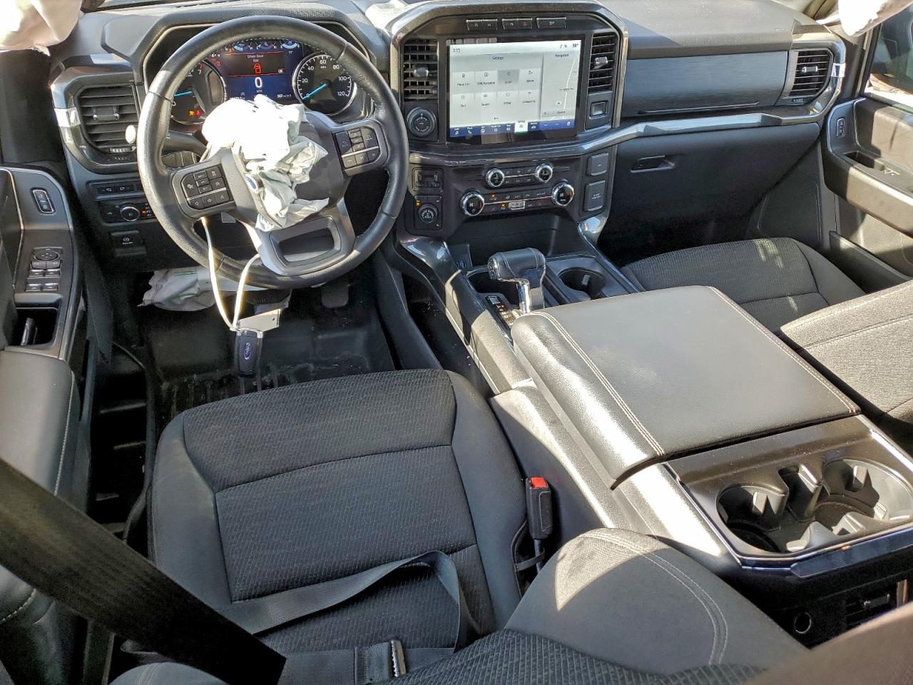 Ford F-150 Supercrew Image 10