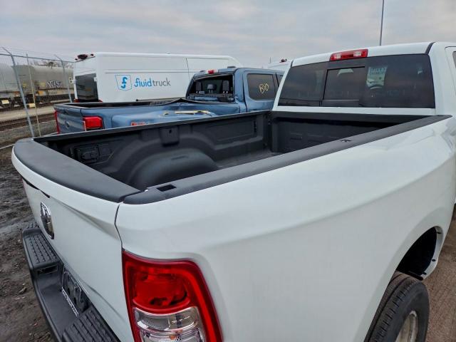 Ram 3500 Tradesman Image 7