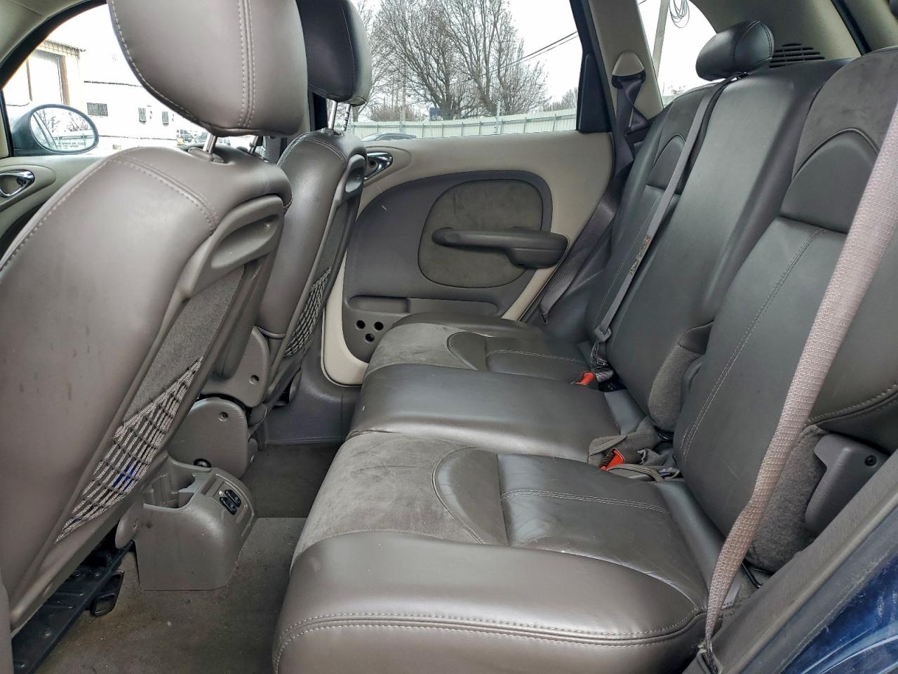 Chrysler PT Cruiser Limited Image 9