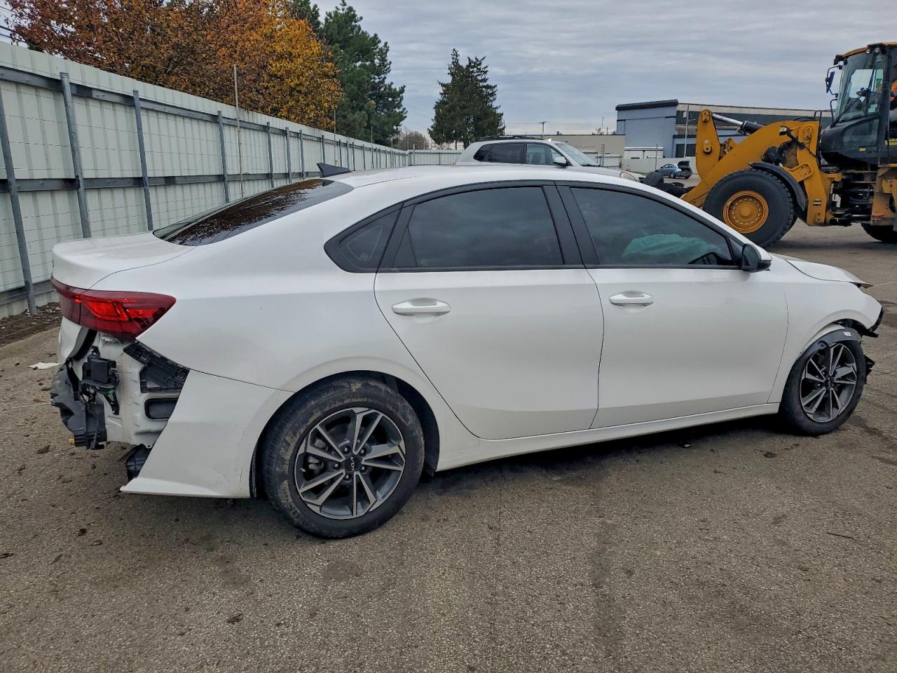 Kia Forte Lx Image 2