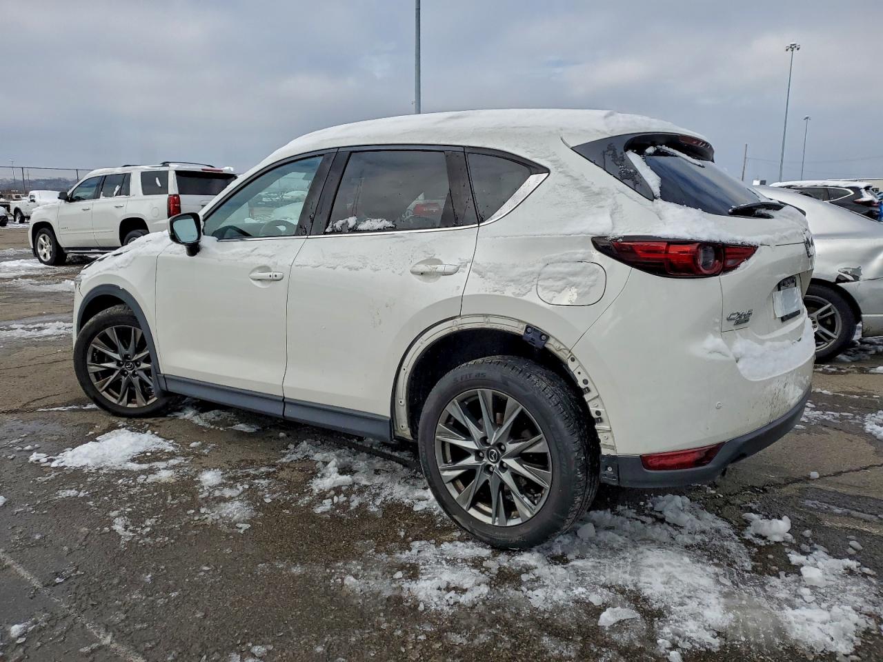 Mazda Cx Signature Image 11