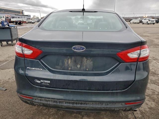 Ford Fusion S Image 4