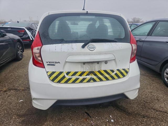Nissan Versa S Image 2