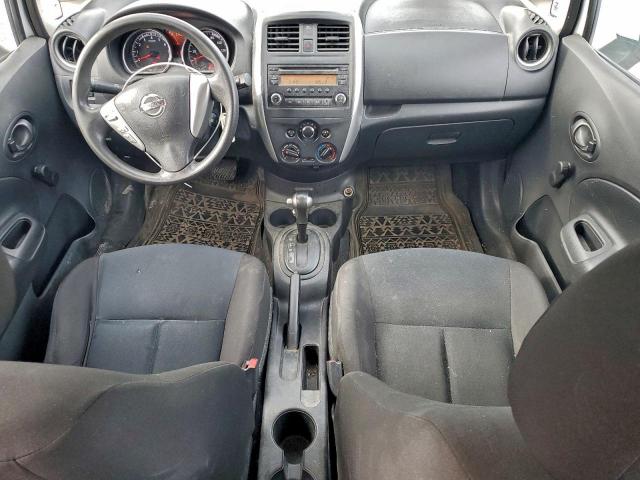Nissan Versa S Image 12