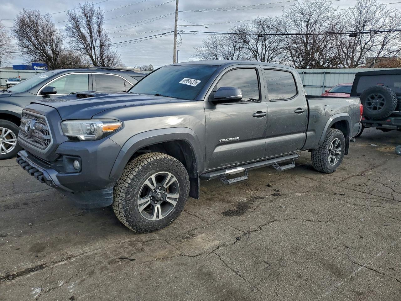Toyota Tacoma Double Cab Image 1
