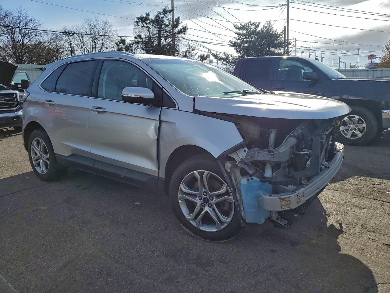 Ford Edge Titanium Image 2