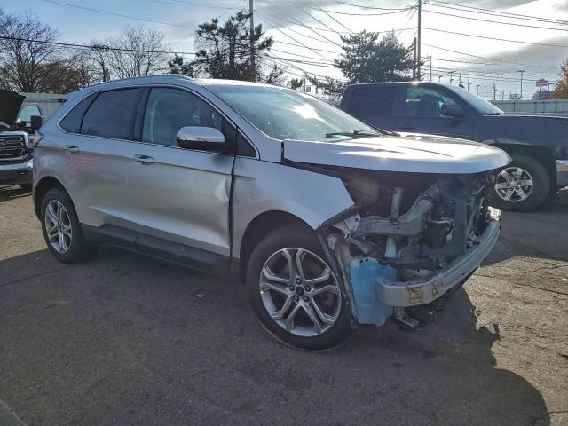 Ford Edge Titanium Image 2
