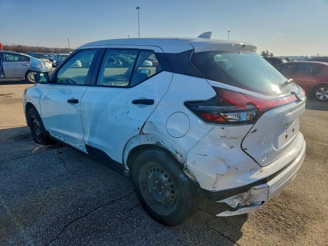 Nissan Kicks S Image 7