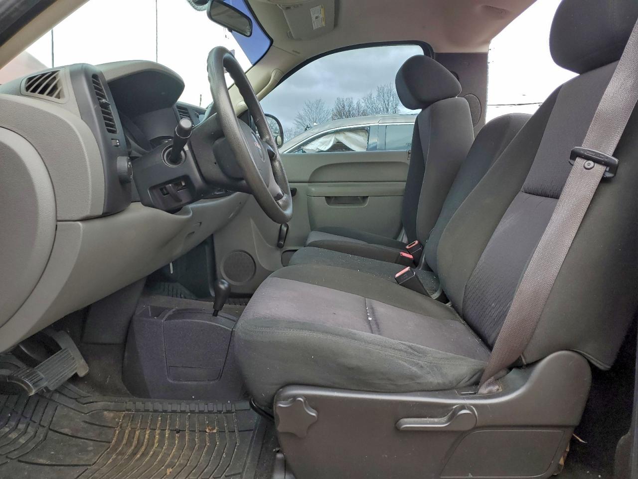 GMC Sierra K1500 Image 3