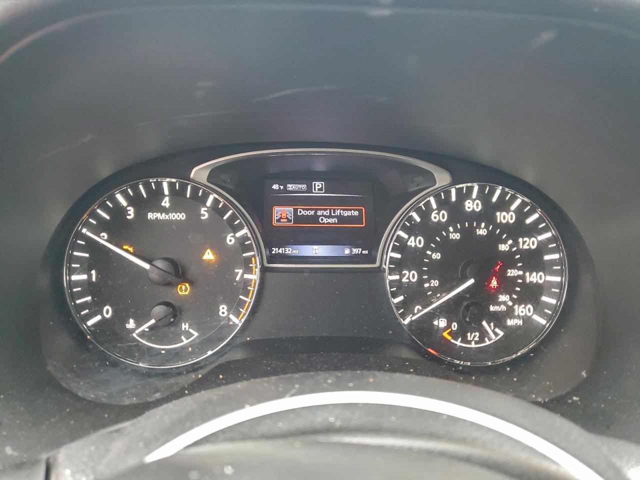 Nissan Pathfinder S Image 10