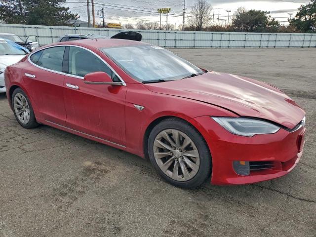 Tesla Model S Image 2