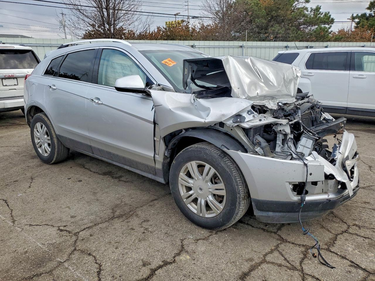 Cadillac SRX Luxury Collection Image 11