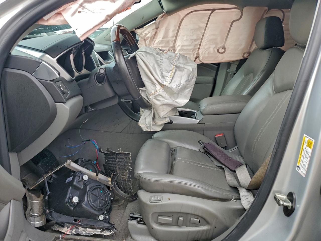 Cadillac SRX Luxury Collection Image 9