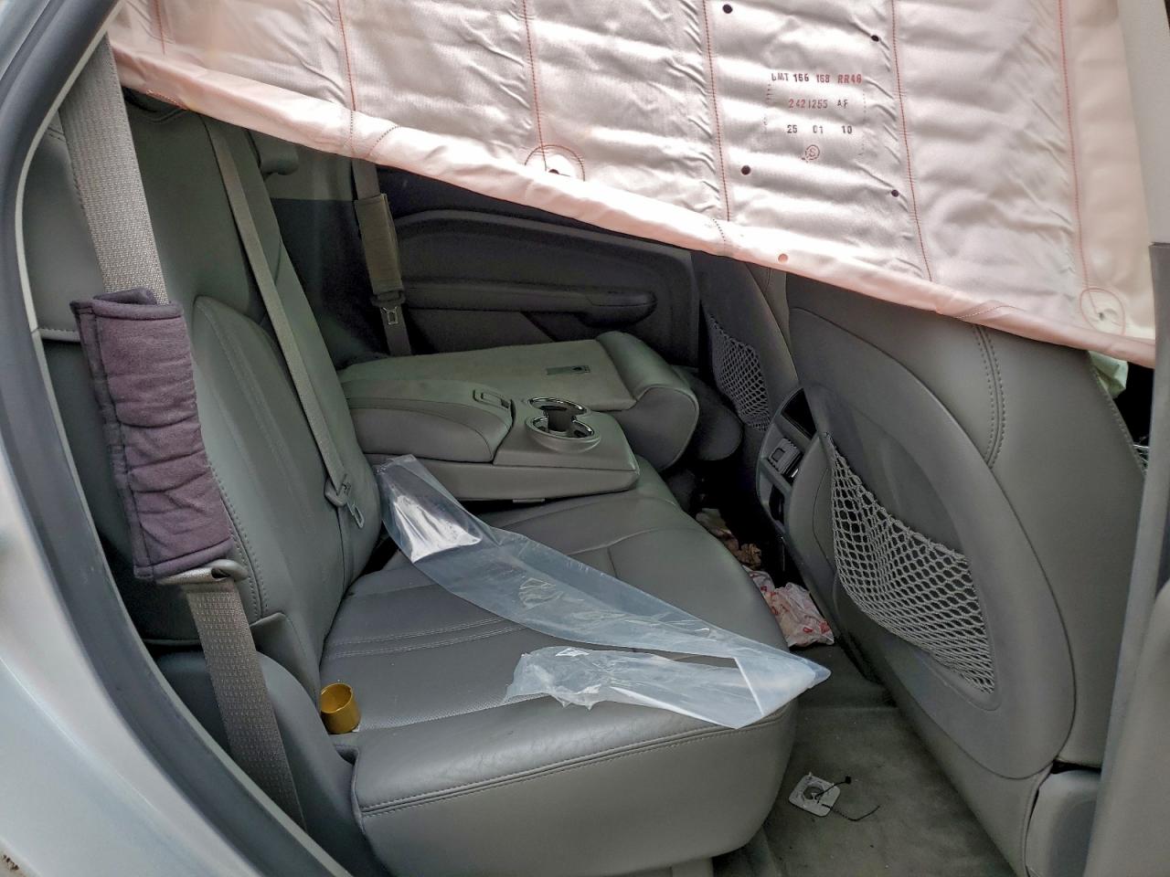 Cadillac SRX Luxury Collection Image 8