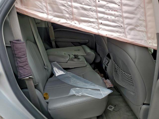 Cadillac SRX Luxury Collection Image 8