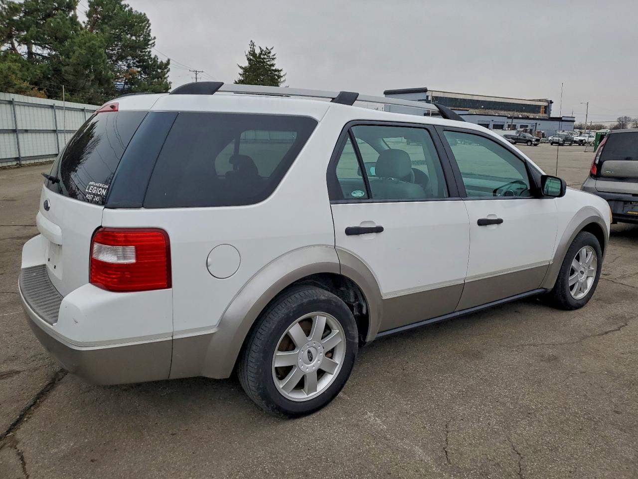 Ford Freestyle Se Image 4