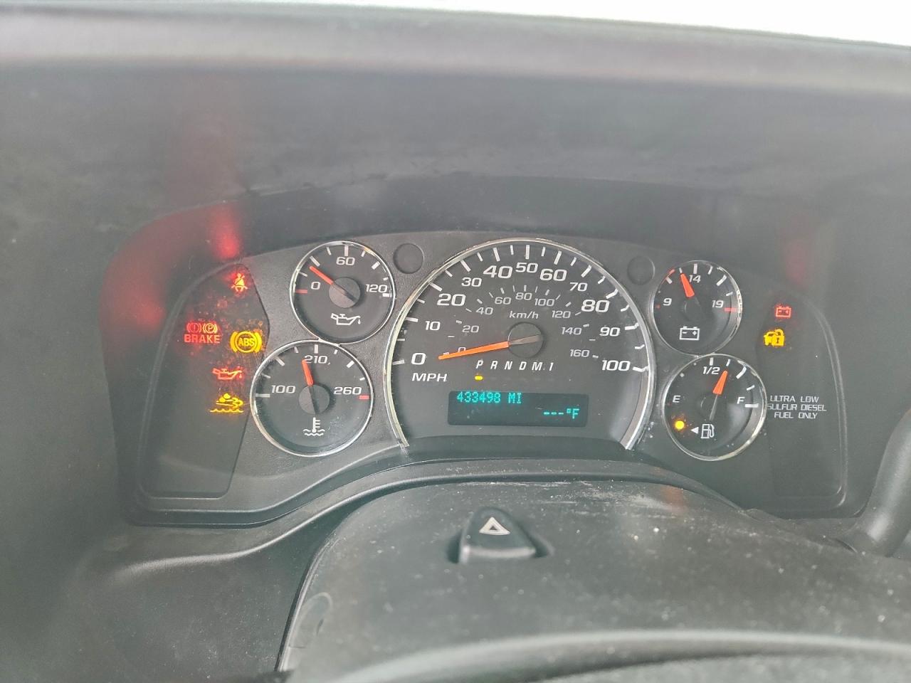 Chevrolet Express Image 5