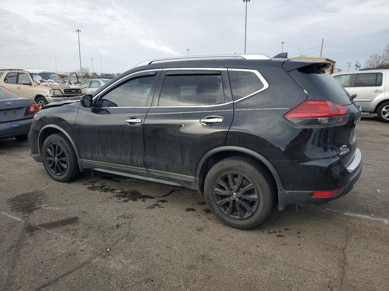 Nissan Rogue S Image 10